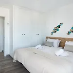 Apartment Sea-view With Pool Next To Marina & *
