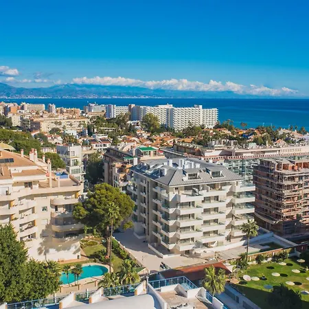 Sea-view With Pool Next To Marina & Benalmádena